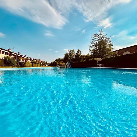 Artemide Apartment - A Soli 150M Dal Lago Di Garda Сірміоне Екстер'єр фото