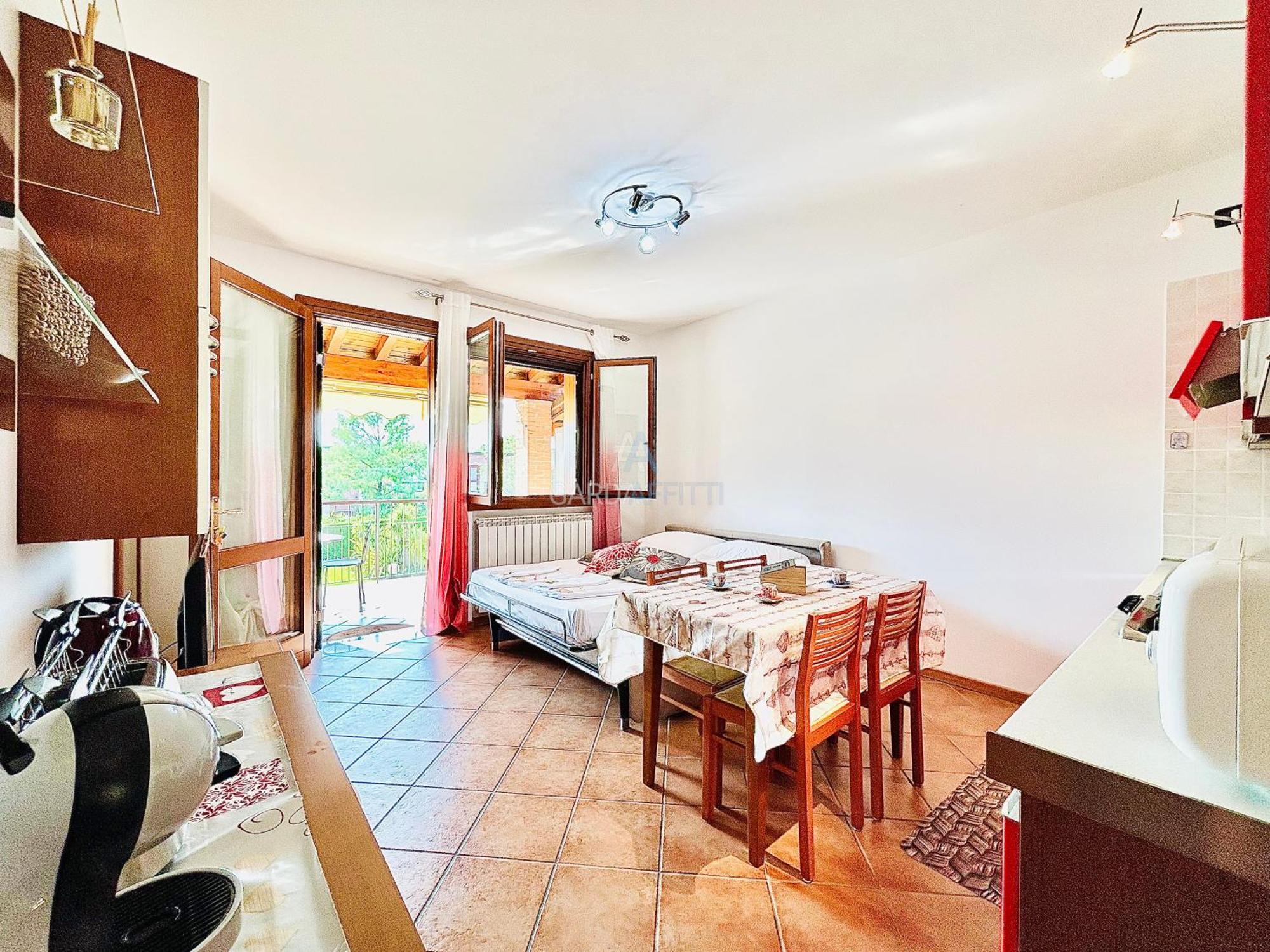 Artemide Apartment - A Soli 150M Dal Lago Di Garda Сірміоне Екстер'єр фото