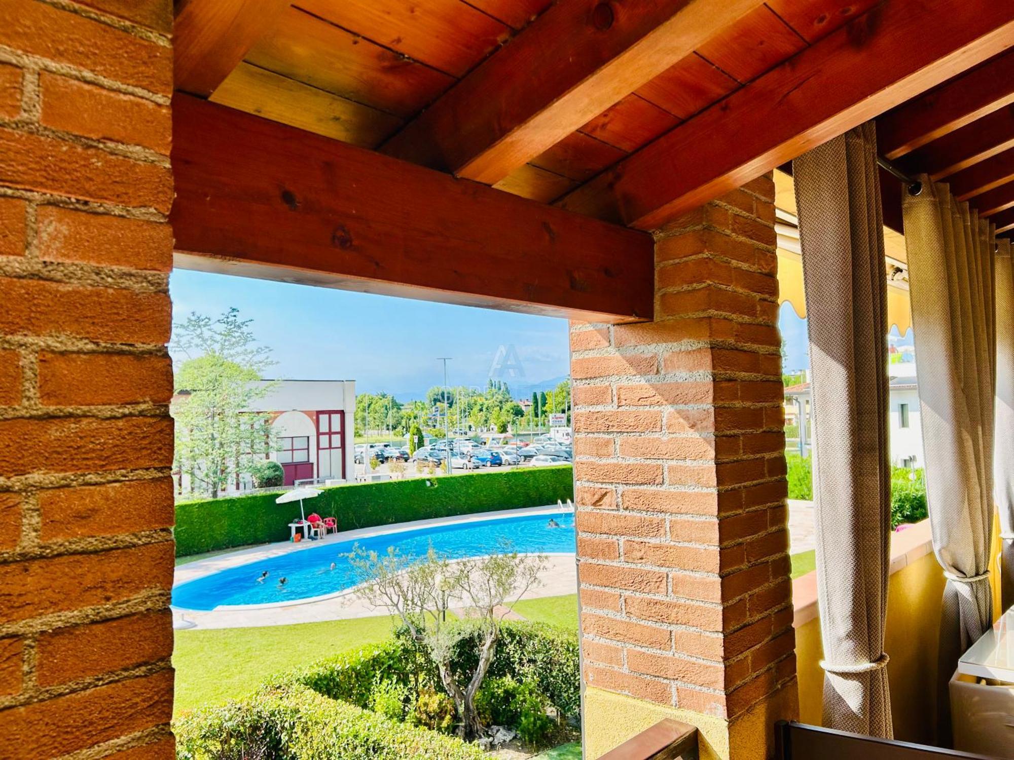 Artemide Apartment - A Soli 150M Dal Lago Di Garda Сірміоне Екстер'єр фото