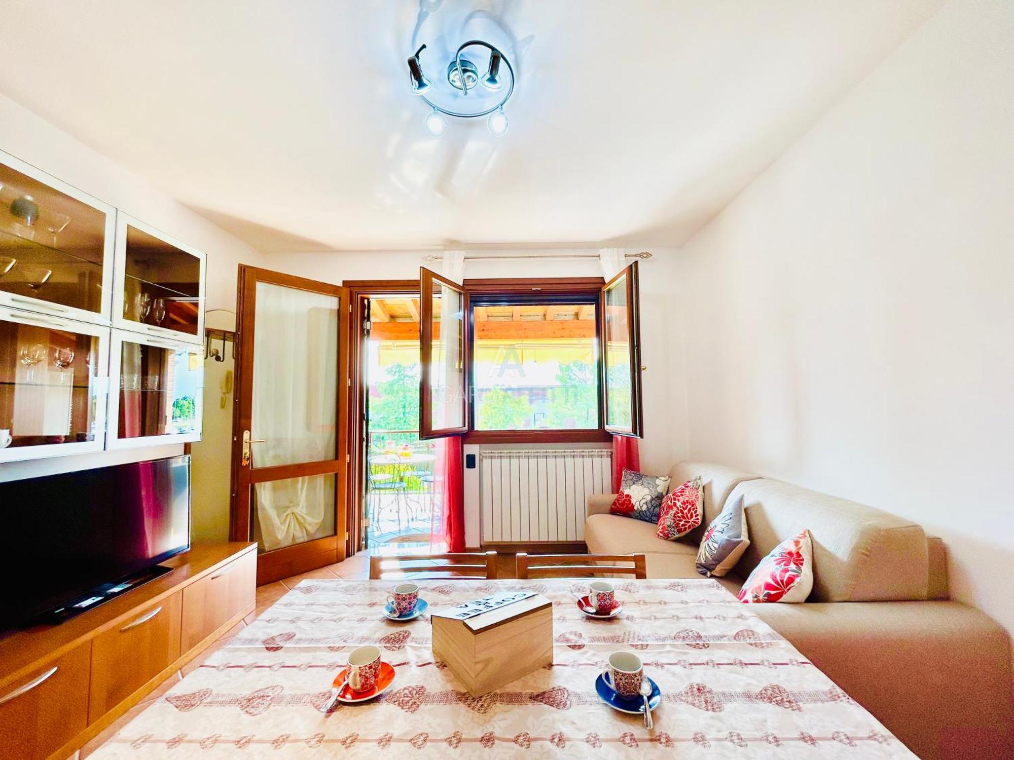 Artemide Apartment - A Soli 150M Dal Lago Di Garda Сірміоне Екстер'єр фото